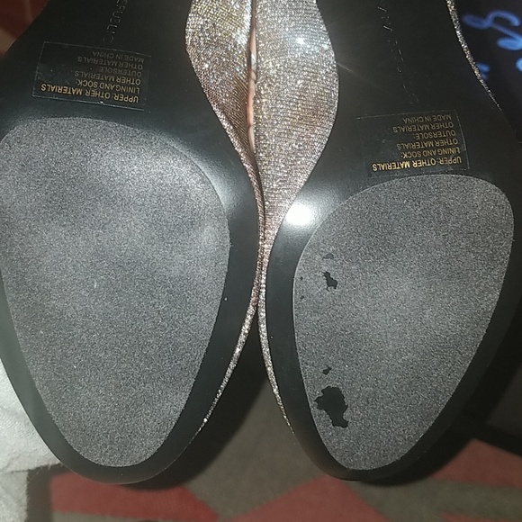 NWT/NIB Banana Republic Heels - Picture 4 of 7